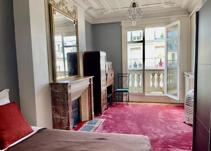 Haussmann Opera By Interhome 아파트 *