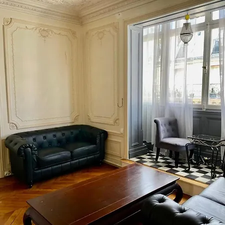 Haussmann Opera By Interhome