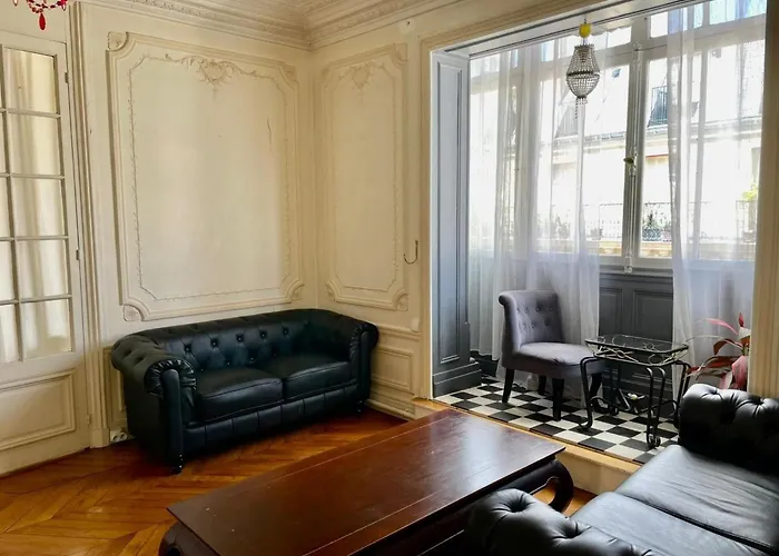 Haussmann Opera By Interhome