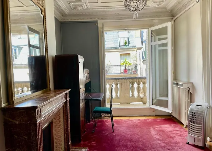 Haussmann Opera By Interhome * باريس