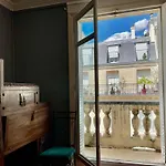 Daire Haussmann Opera By Interhome *