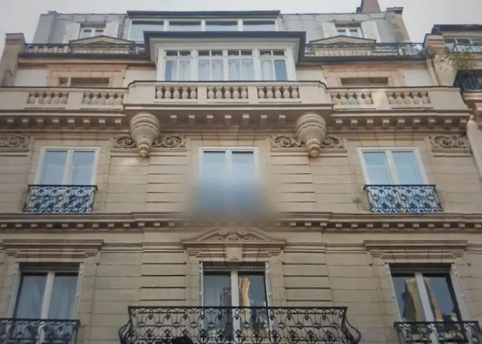 Haussmann Opera By Interhome パリ